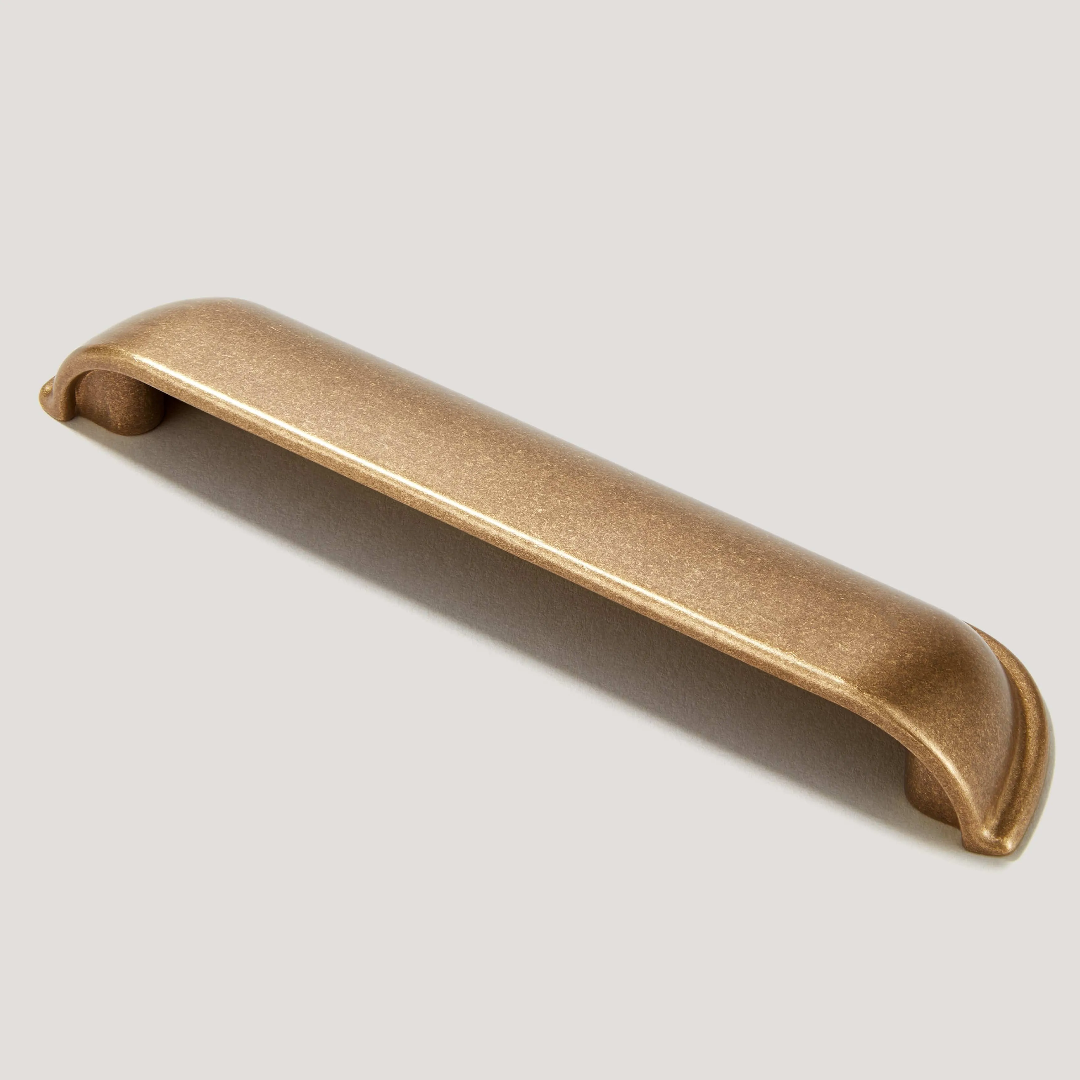 ALBANY Cup Pull - Aged Brass
