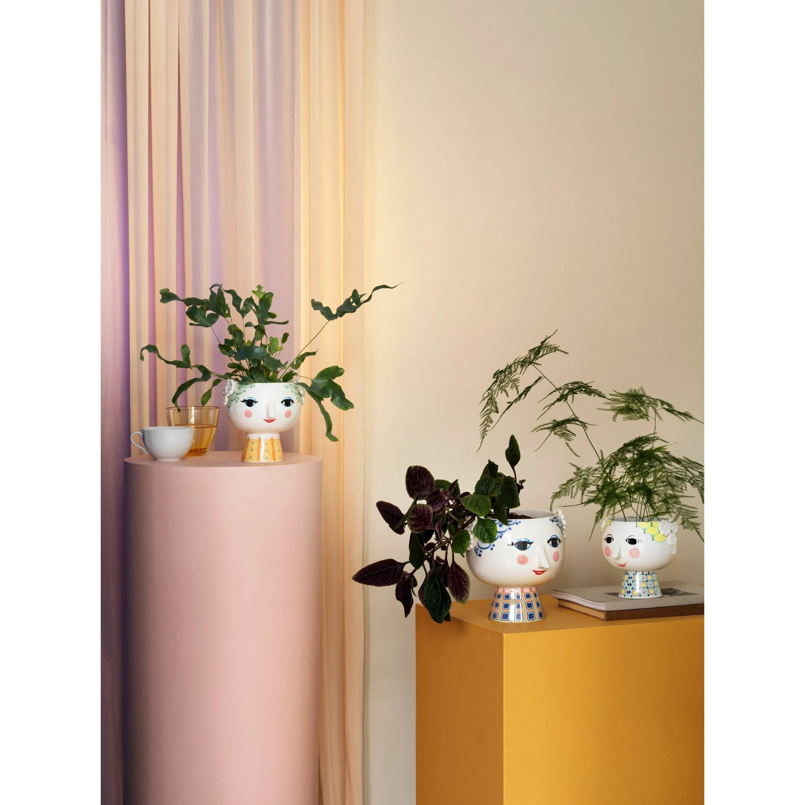 Bjørn Wiinblad Eva Planter With Foot Large, Blue