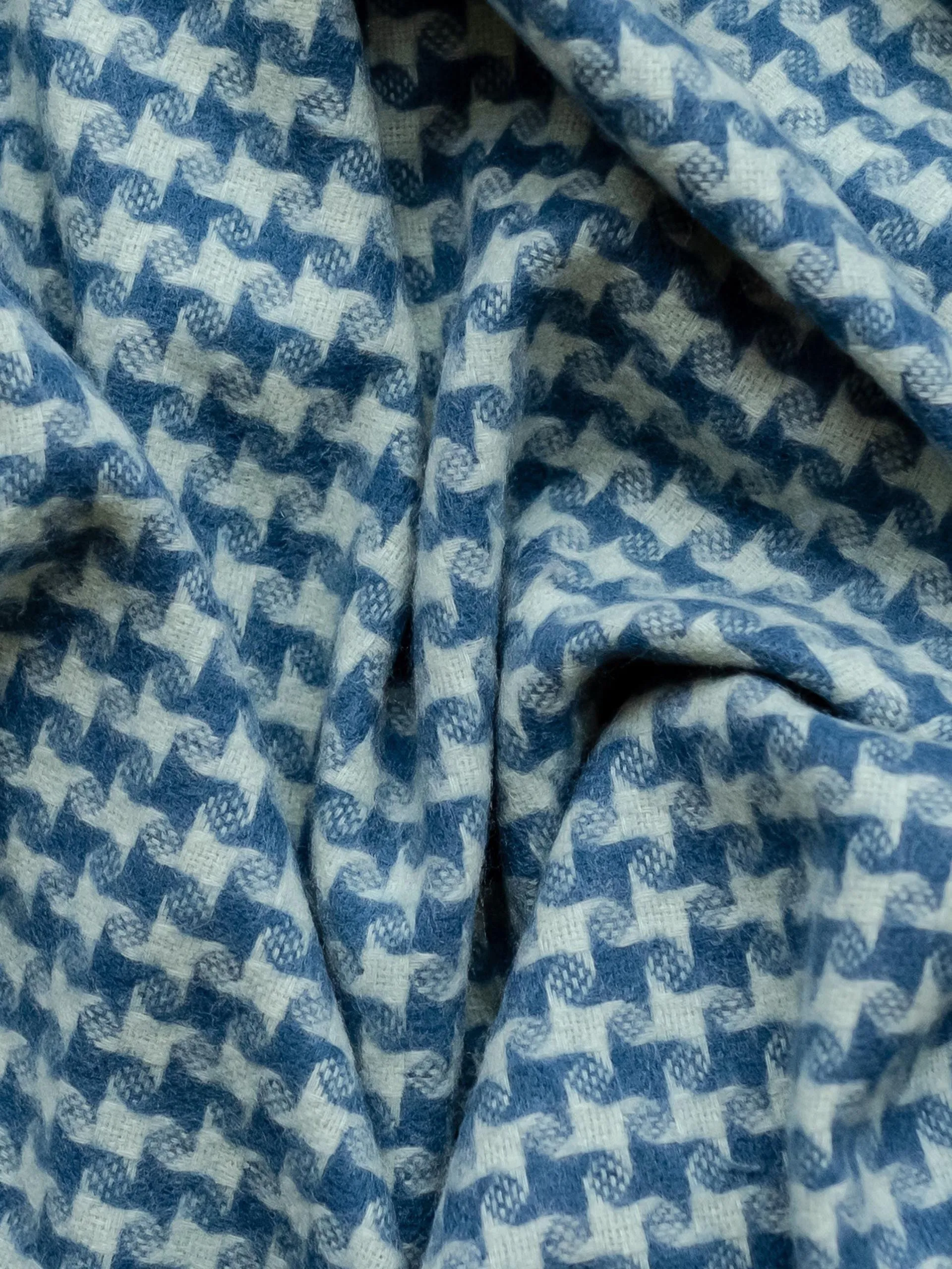 Cashmere blanket in green star houndstooth