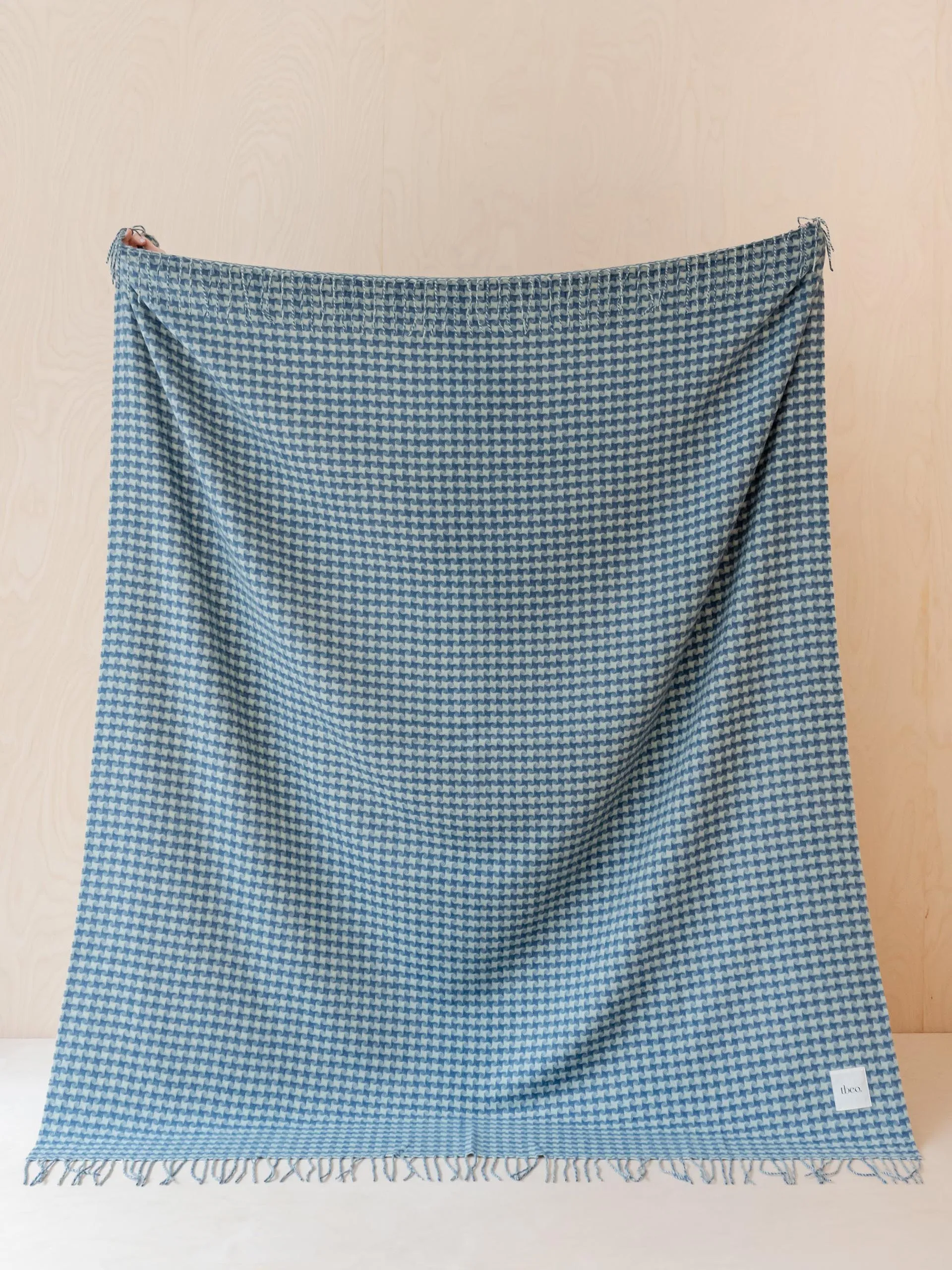 Cashmere blanket in green star houndstooth