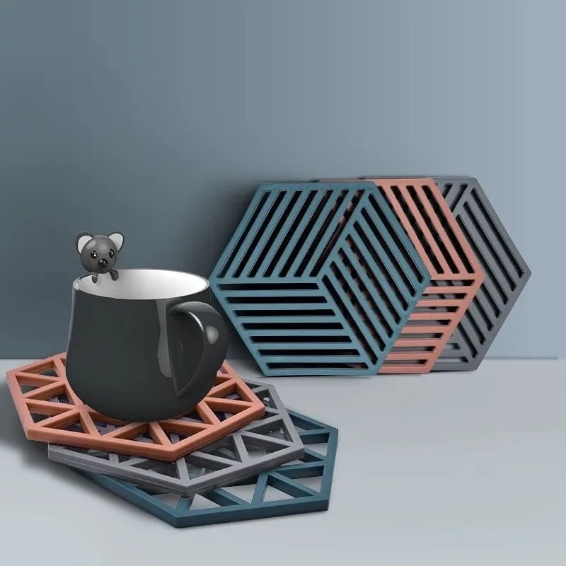 Diamond Coasters Non-Slip Table Mat