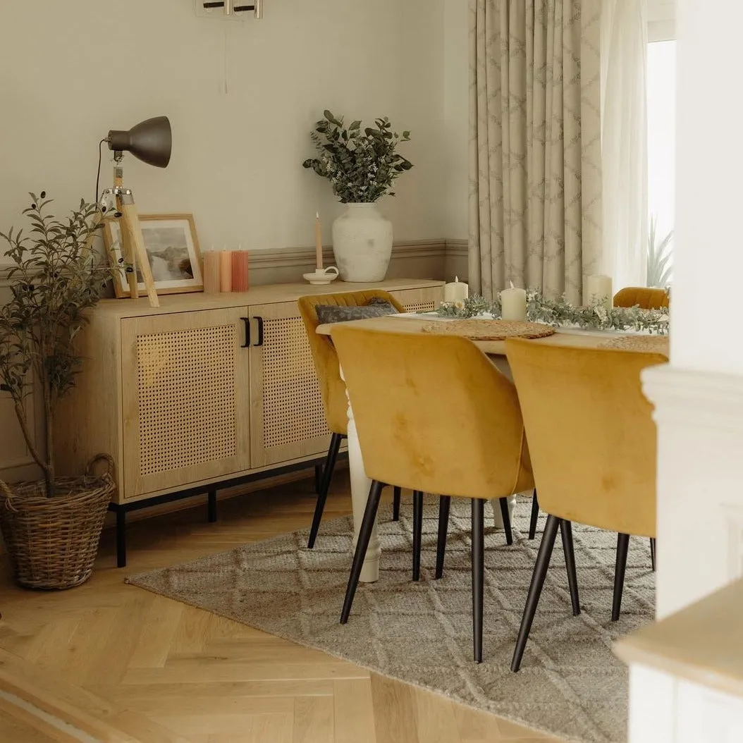 Handmade Beige Trellis Wool Area Rug - Diamond