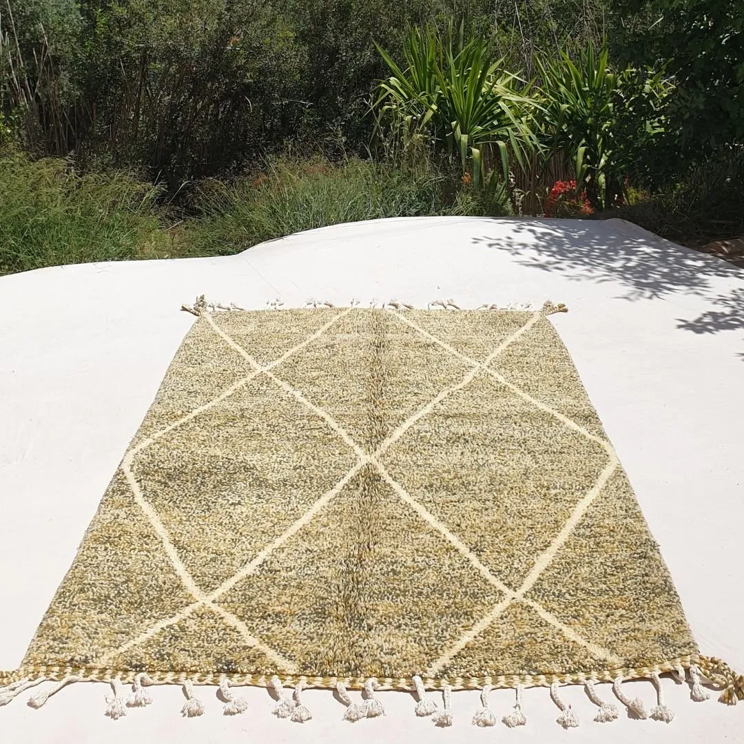 Khazia| Authentic Soft Beni Ourain 5x8 Moroccan Rug | 5'31x8'14 Ft | 162x248 cm