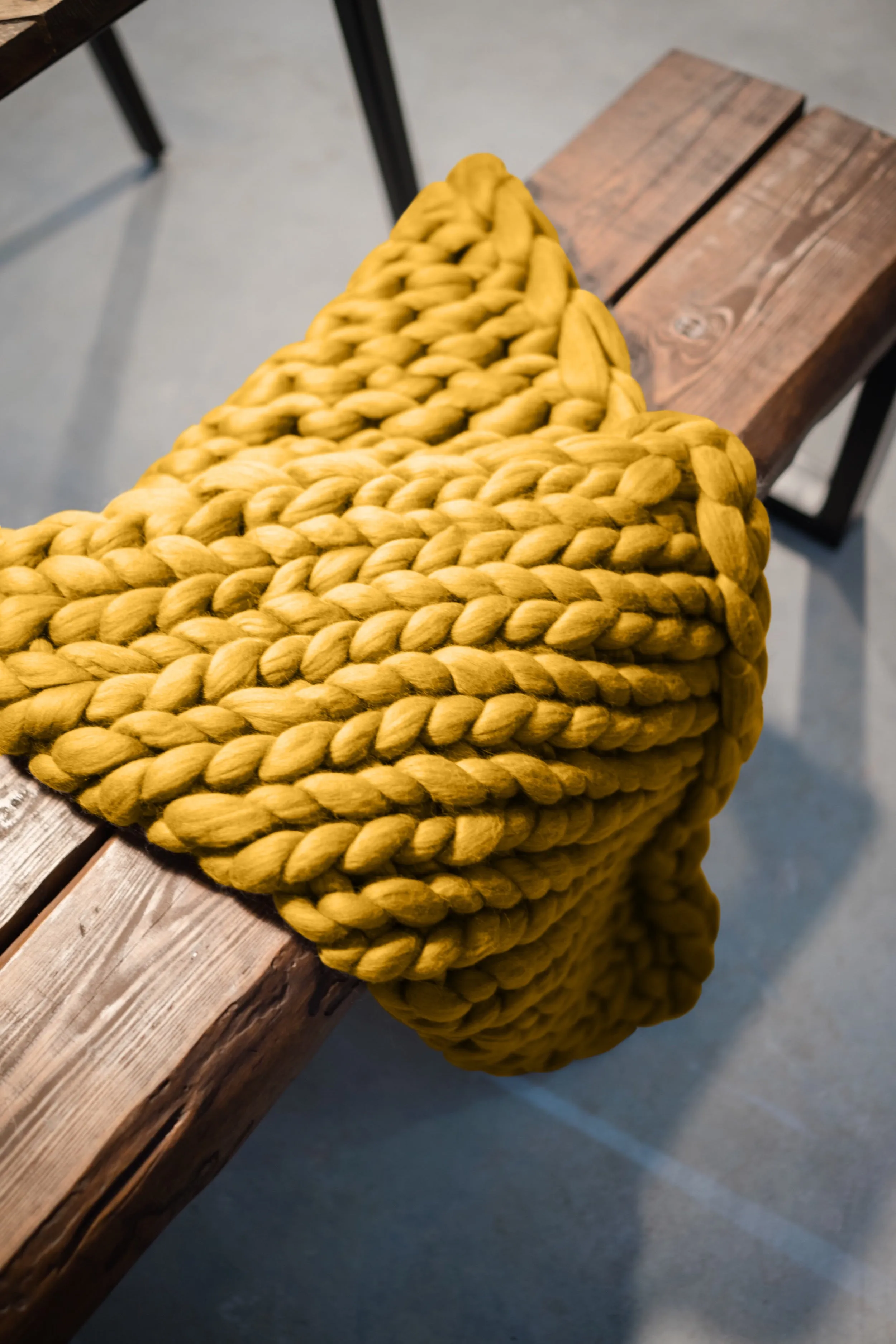 Lap blanket 24”x47” (60x120 cm)