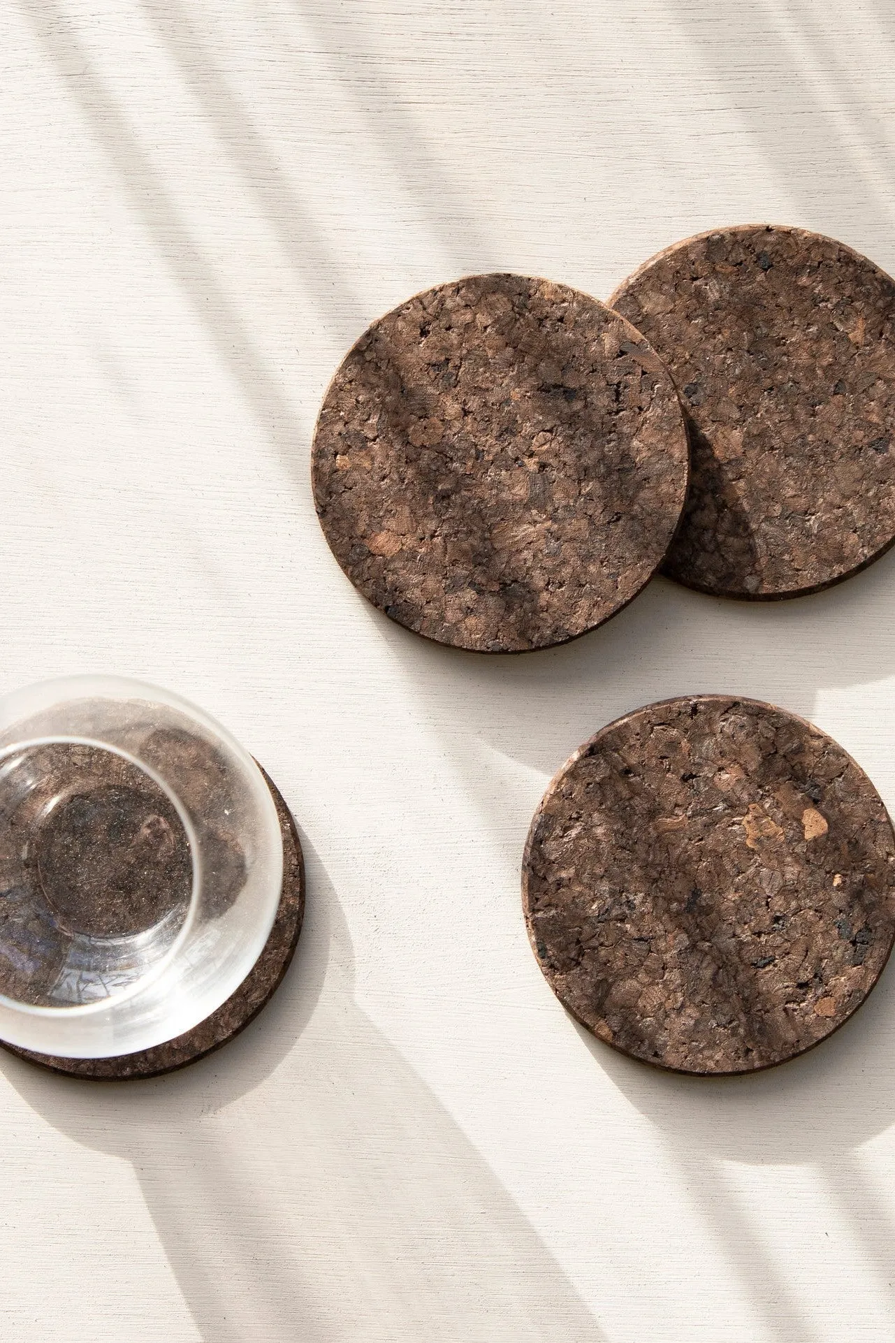 Liga Smoked Cork Round Coaster Set