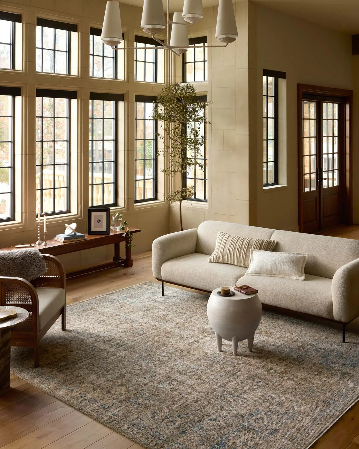 Loloi Heritage Spa / Earth Rug