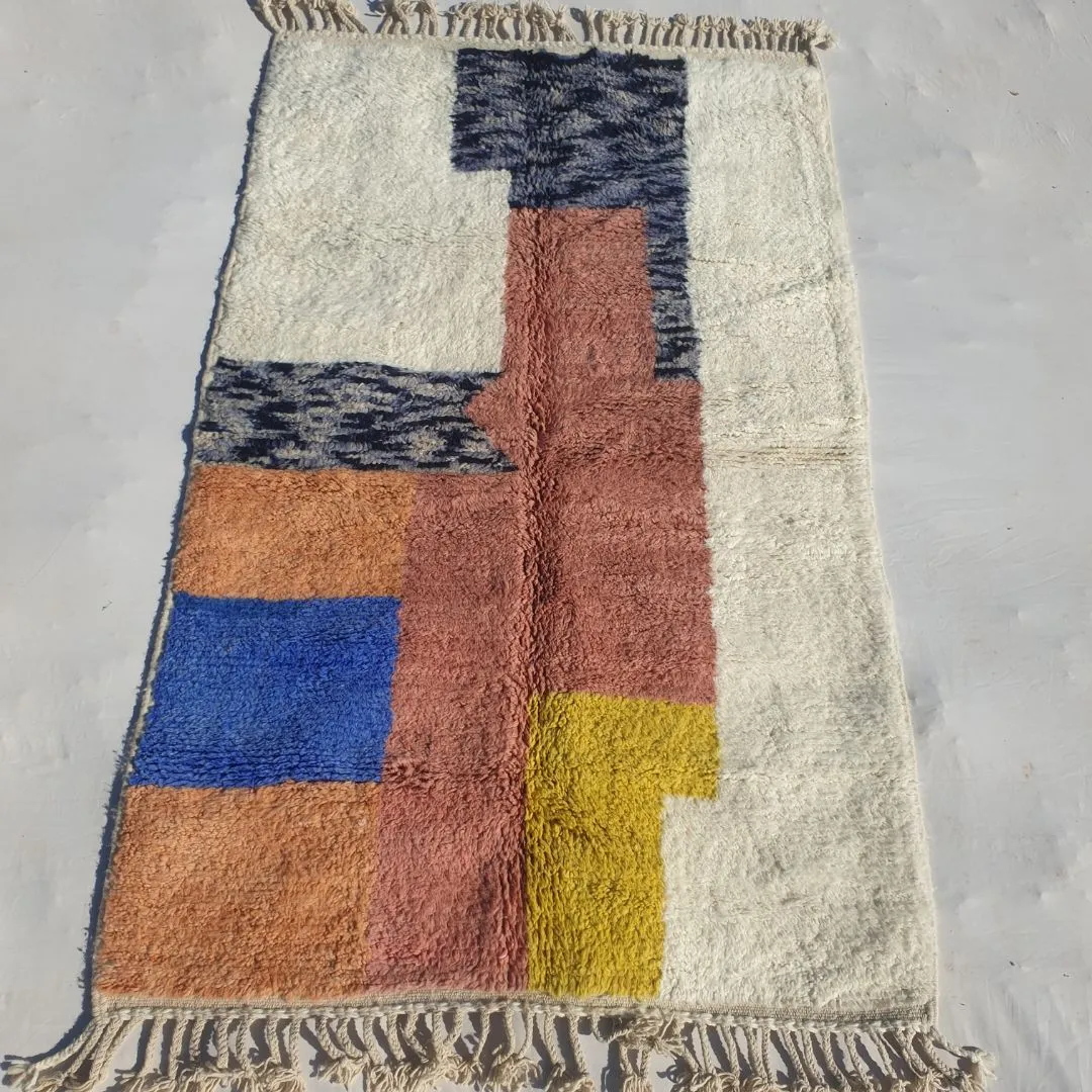 Mcharka | Authentic Soft Beni Ourain Moroccan Rug | 4'70x7'54 Ft | 143x230 cm