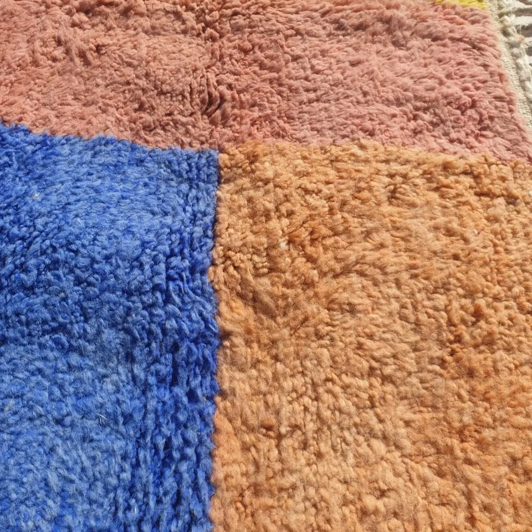 Mcharka | Authentic Soft Beni Ourain Moroccan Rug | 4'70x7'54 Ft | 143x230 cm