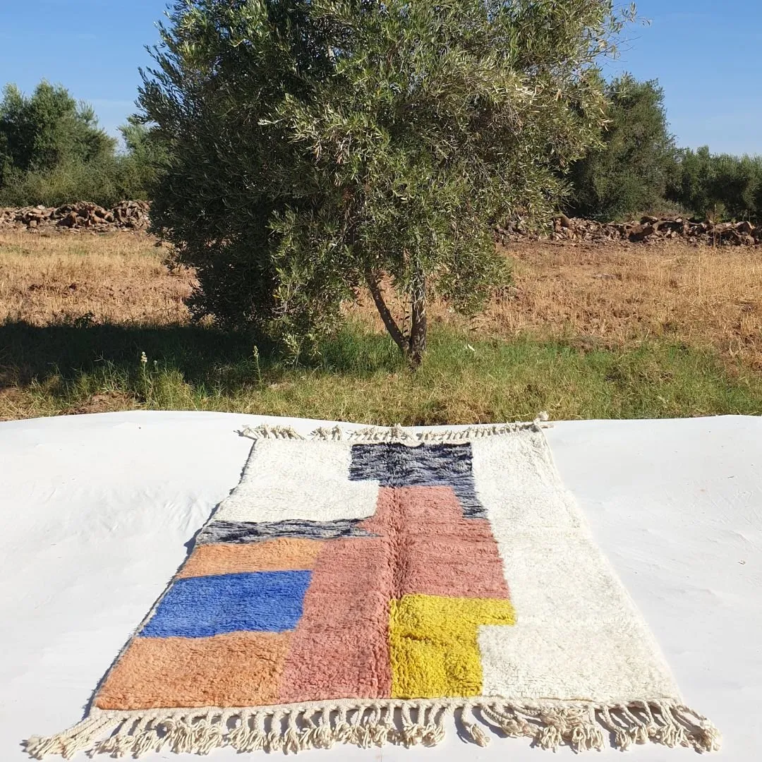 Mcharka | Authentic Soft Beni Ourain Moroccan Rug | 4'70x7'54 Ft | 143x230 cm