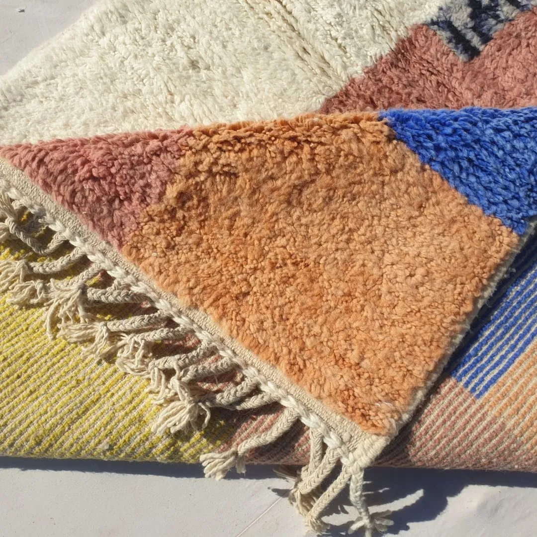 Mcharka | Authentic Soft Beni Ourain Moroccan Rug | 4'70x7'54 Ft | 143x230 cm