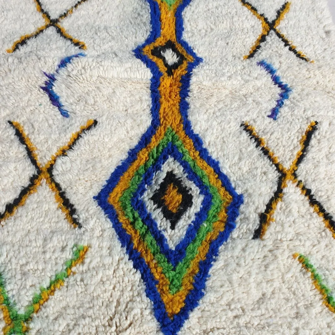 Naheela | 3x5 Moroccan Rug Beni Ourain Ultra Soft | 3'41x5'15 Ft | 104x157 cm