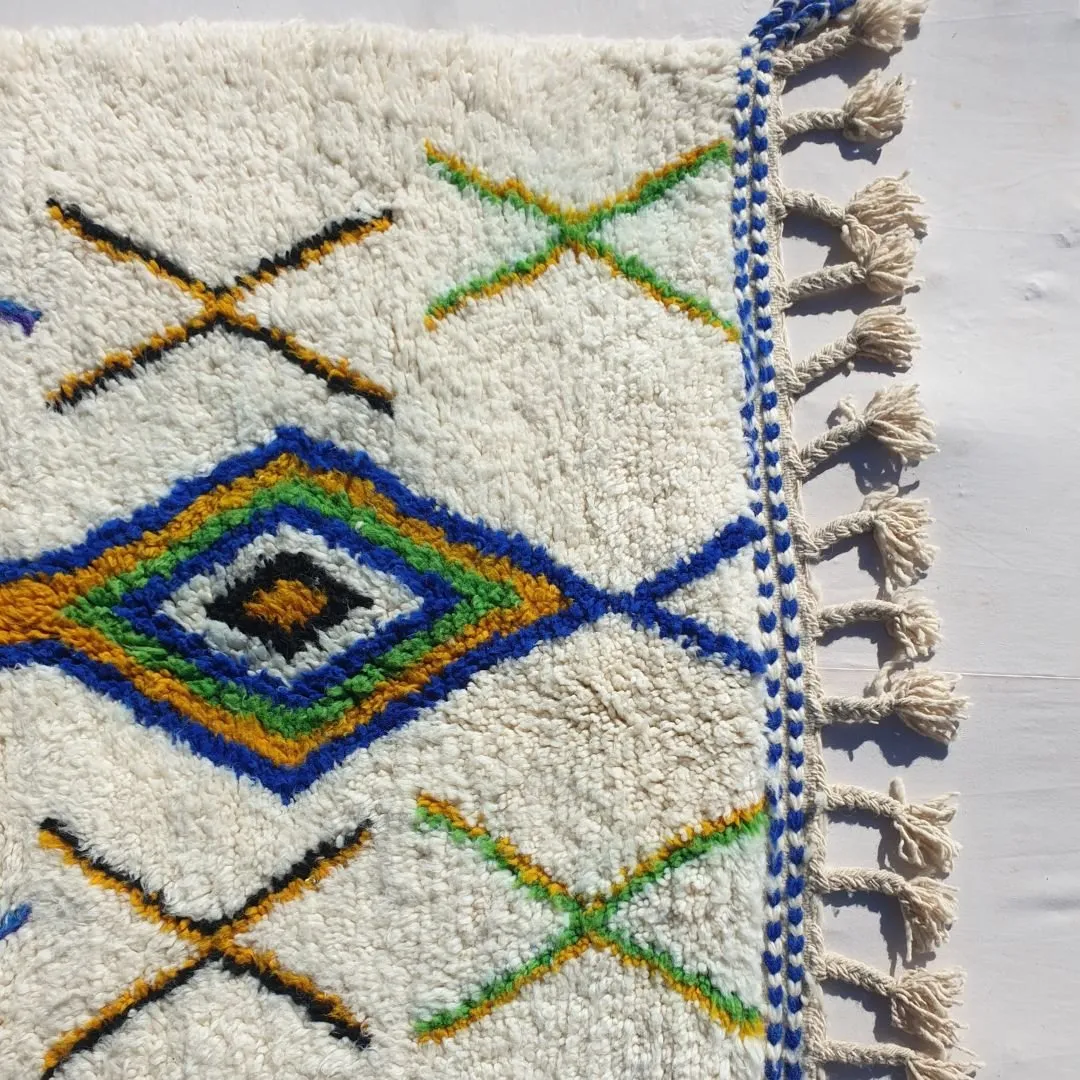Naheela | 3x5 Moroccan Rug Beni Ourain Ultra Soft | 3'41x5'15 Ft | 104x157 cm