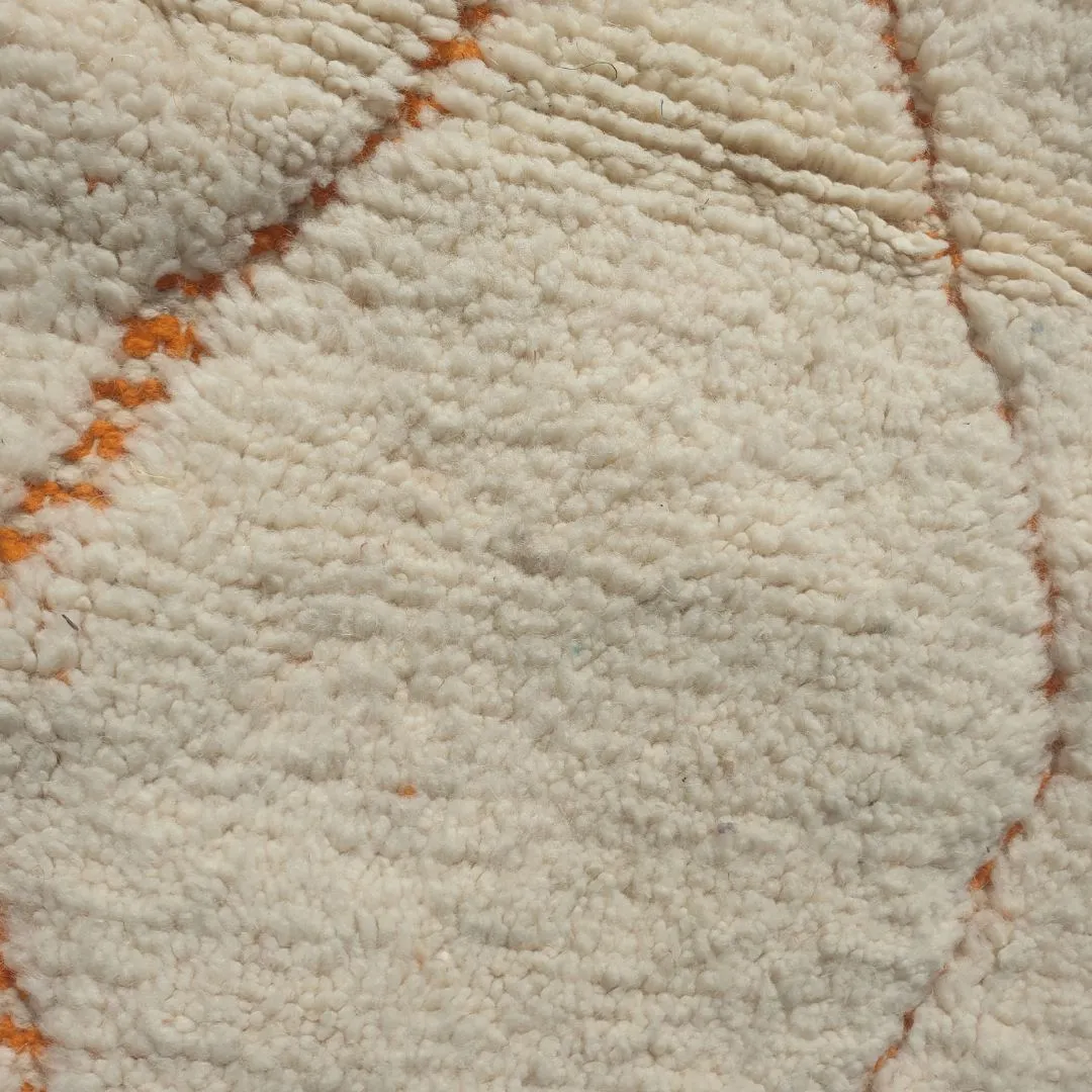 Narima | White Moroccan Rug 3x5 Beni Ourain Ultra Soft | 3'71x5'02 Ft | 113x153 cm
