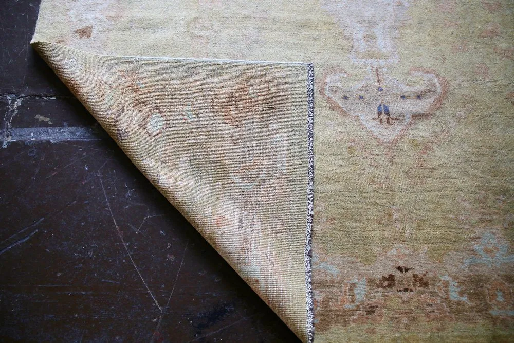 Old Oushak Rug 6.10ftx10ft
