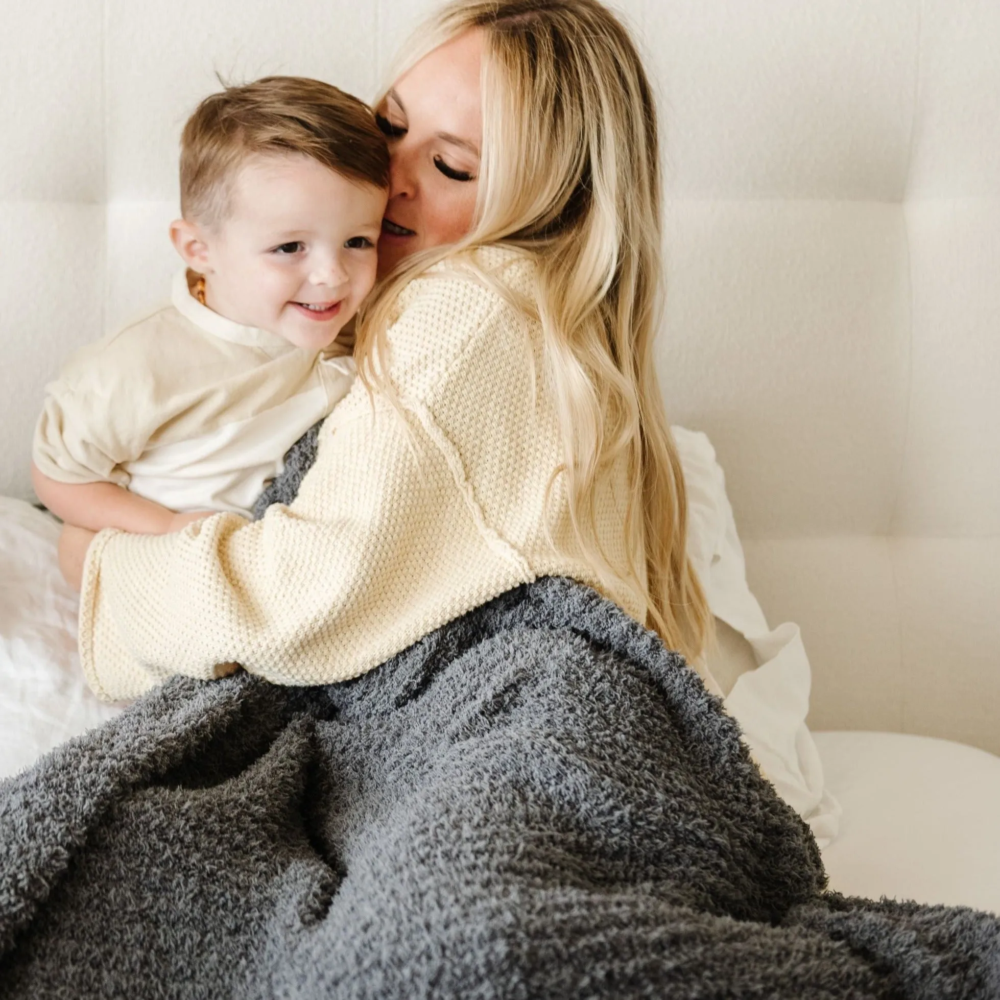 RIBBED BAMBONI® THROW BLANKETS