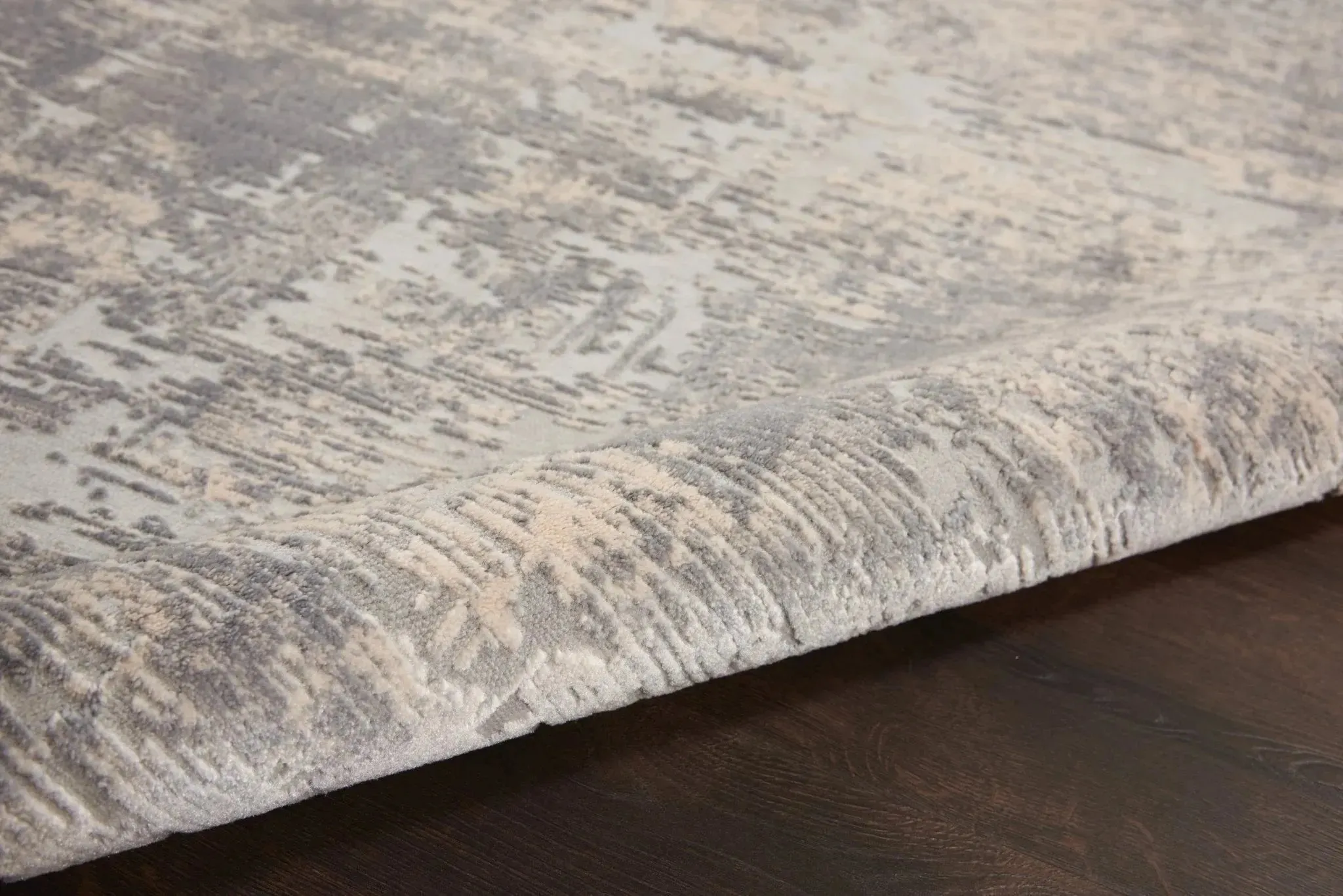 Rustic Textures RUS01 Ivory/Silver Rug