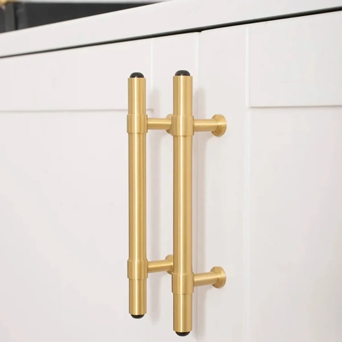Sakas Knob & Pull Bar