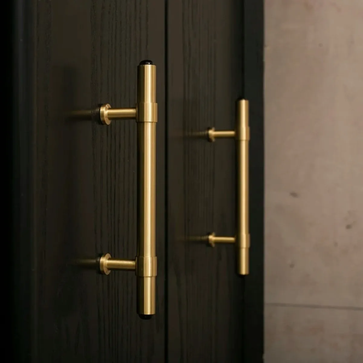 Sakas Knob & Pull Bar