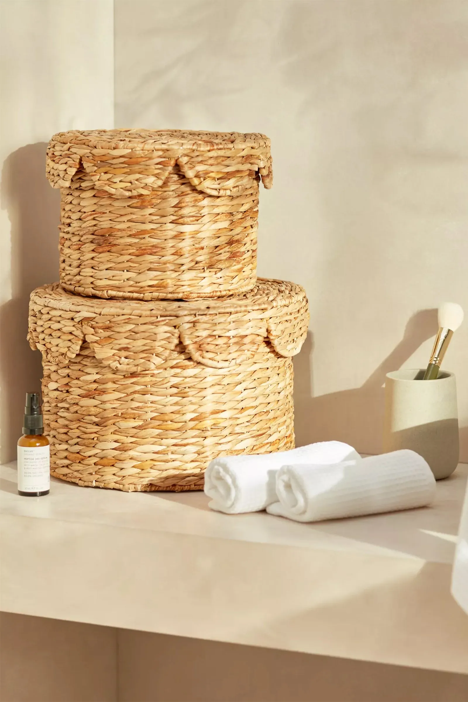 Scalloped Edge Bulrush Storage Baskets, Set of 2