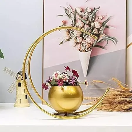 SH IMPEX Geometric Metal Flower Vase Diwali Gift Items for Home Decoration Tabletop, Side Table, Living Room, Home Office Decoration, Home Decorative Items, Golden 9 Inches Height (2 Piece)