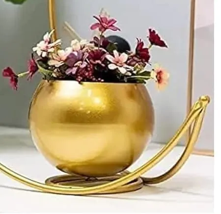 SH IMPEX Geometric Metal Flower Vase Diwali Gift Items for Home Decoration Tabletop, Side Table, Living Room, Home Office Decoration, Home Decorative Items, Golden 9 Inches Height (2 Piece)