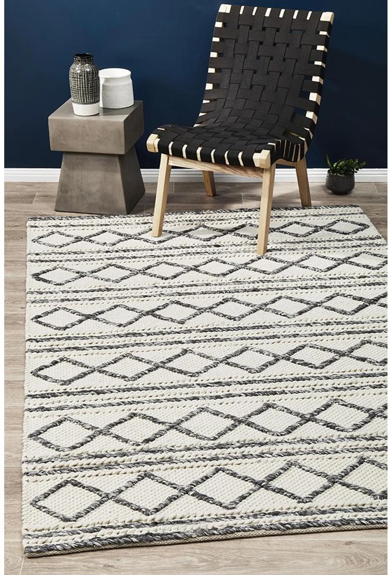 Skyler Rug White Grey