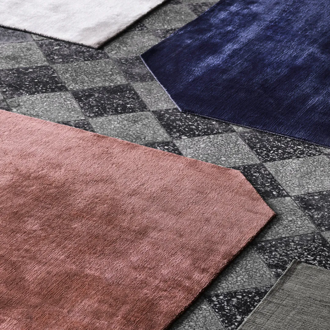 The Moor AP6 / AP8 Rug