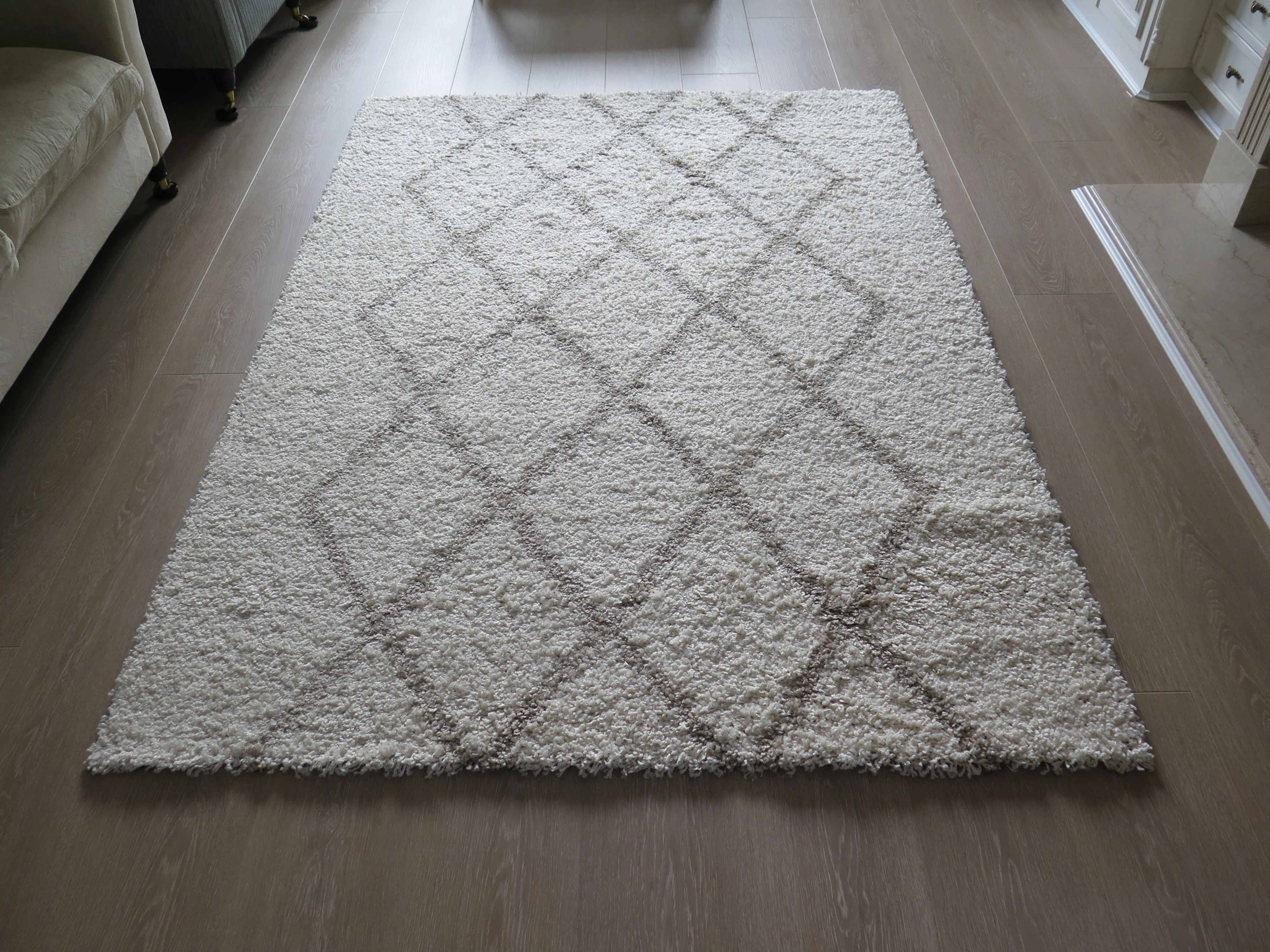 Trellis Cosy Diamond/Rhombus Pattern Geometric Thick Soft Shaggy Rug, Polypropylene, Cream, 160 x 230 cm
