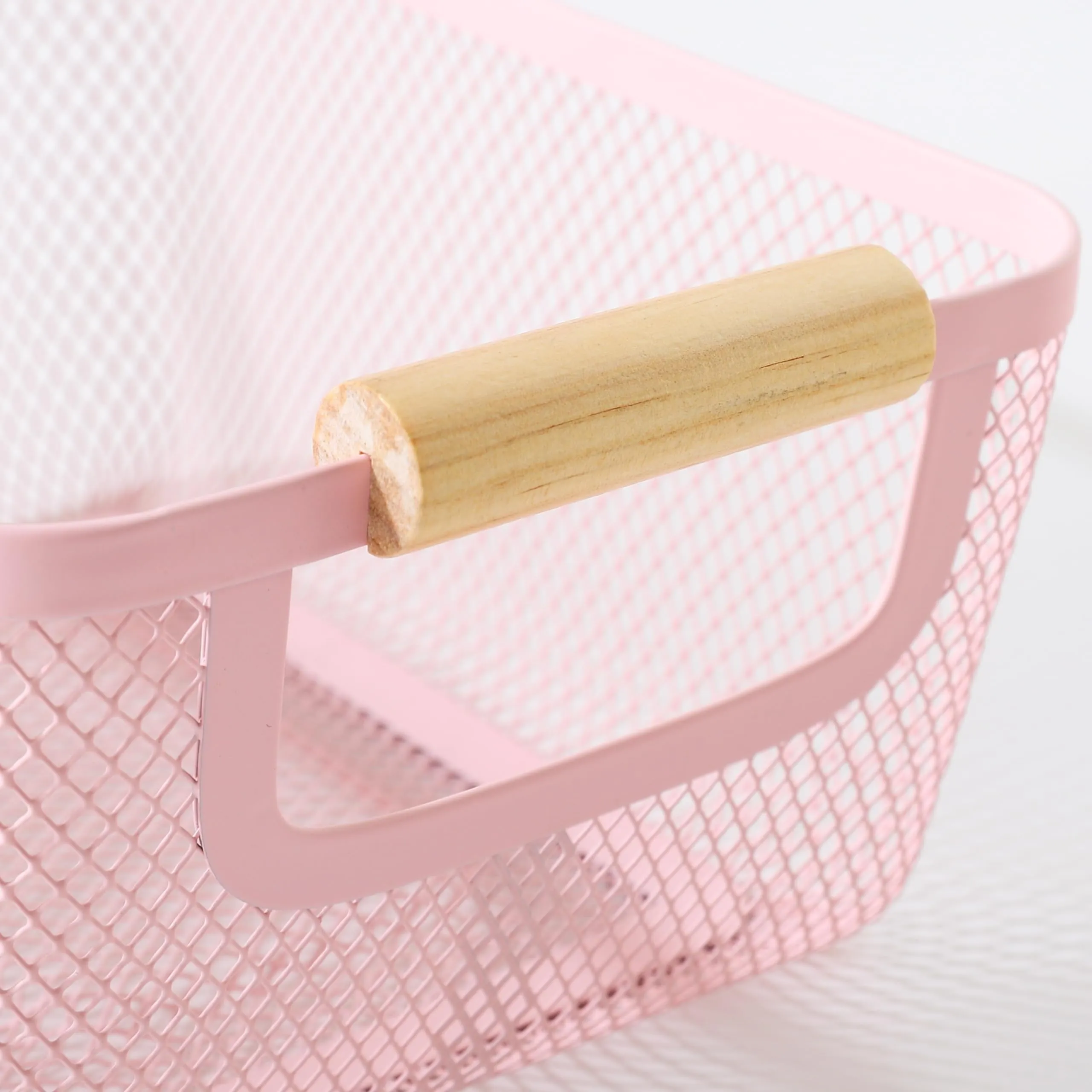 UMAI Metal Mesh Basket for Storage with wooden handle | 280 gm | Fruit basket and vegetable basket for kitchen | Kitchen Organizer | Baskets for organizing home & kitchen | Multipurpose | Pink