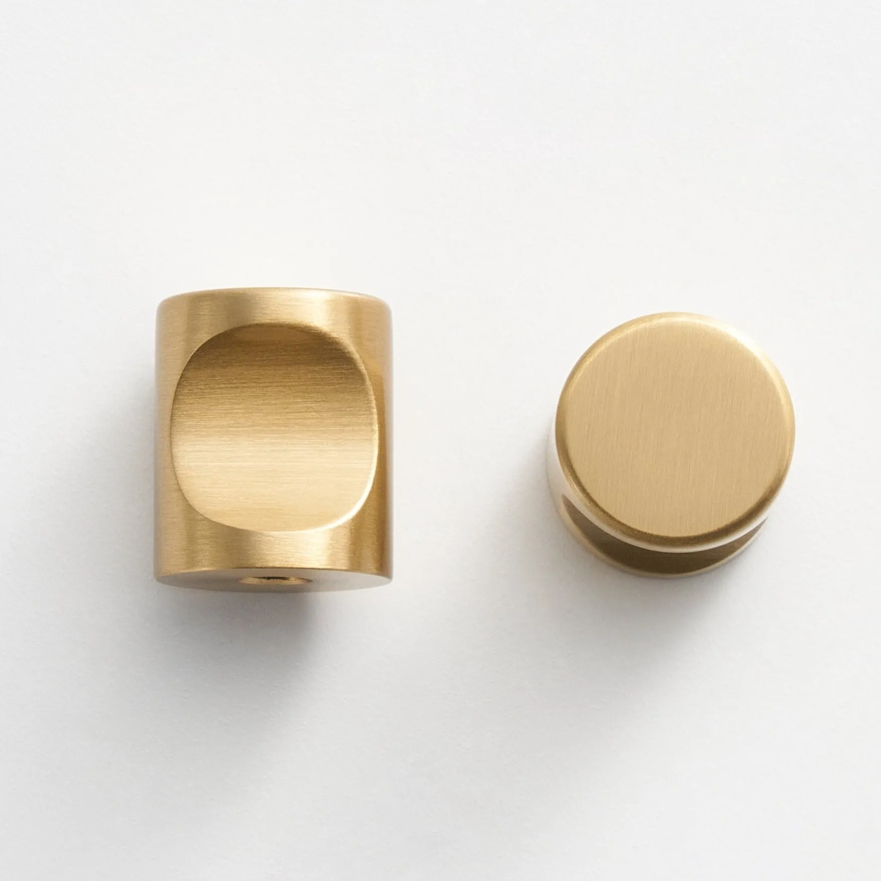 VIA Solid Brass Knob