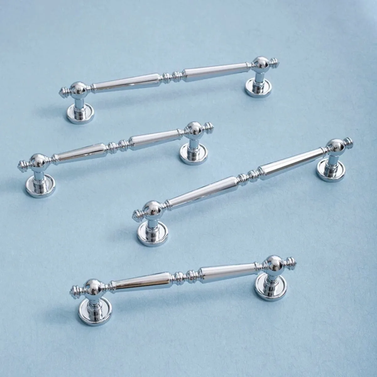 Vilak Knob & Pull Bar