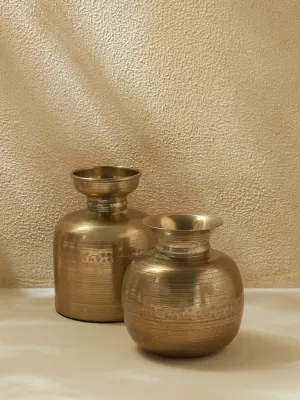 Westside Home Gold Textured Round Vase- Small